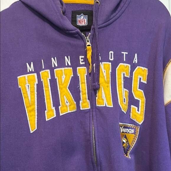 NFL Minnesota Vikings Purple and Gold Hoodie - Picture 5 of 9